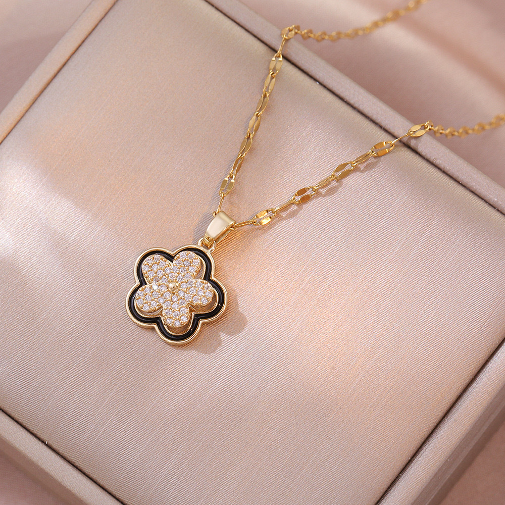 10g Weight PVD Coated Gold Plating Process 18K Real Gold Plated Plating Material Copper Pendant Material Zircon Inlay Material Pendant Necklace Classification 304 Stainless Steel Chain Material cable chain Chain Type 1 Piece Quantity Holiday, Daily Occasion 304 Stainless Steel Material Flower Pattern Women's Gender Sweet Style Diamond Craft 18K Real Gold Plated 304 Stainless Steel PVD Coated Copper Zircon Flower Diamond Cable Chain Pendant Necklace 39
