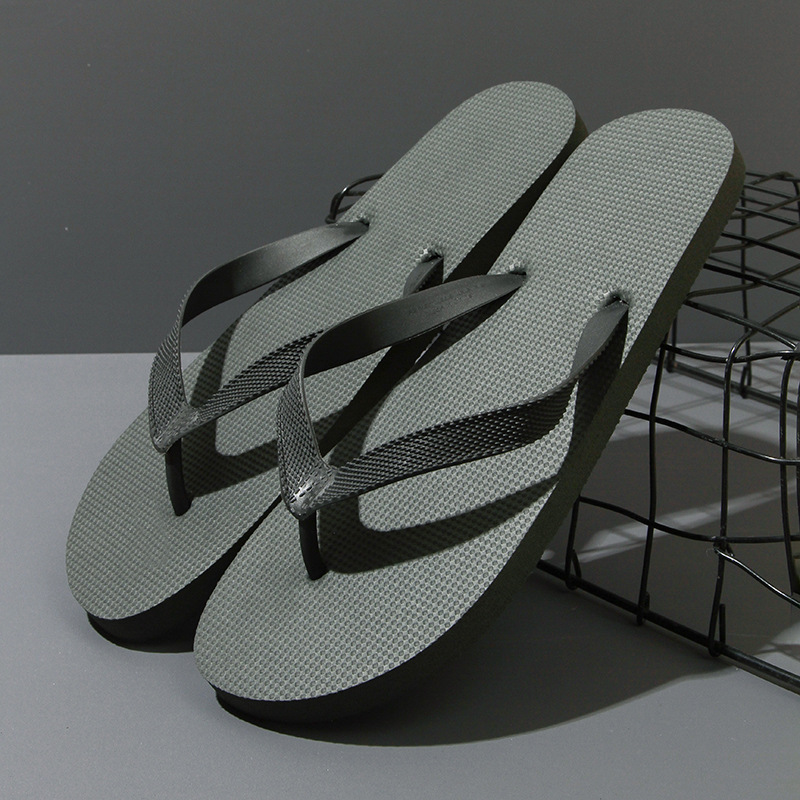 Zapatillas de verano antipatinantes para hombres Zapatillas de moda personales al aire libre nuevos zapatillas de playa para hombres