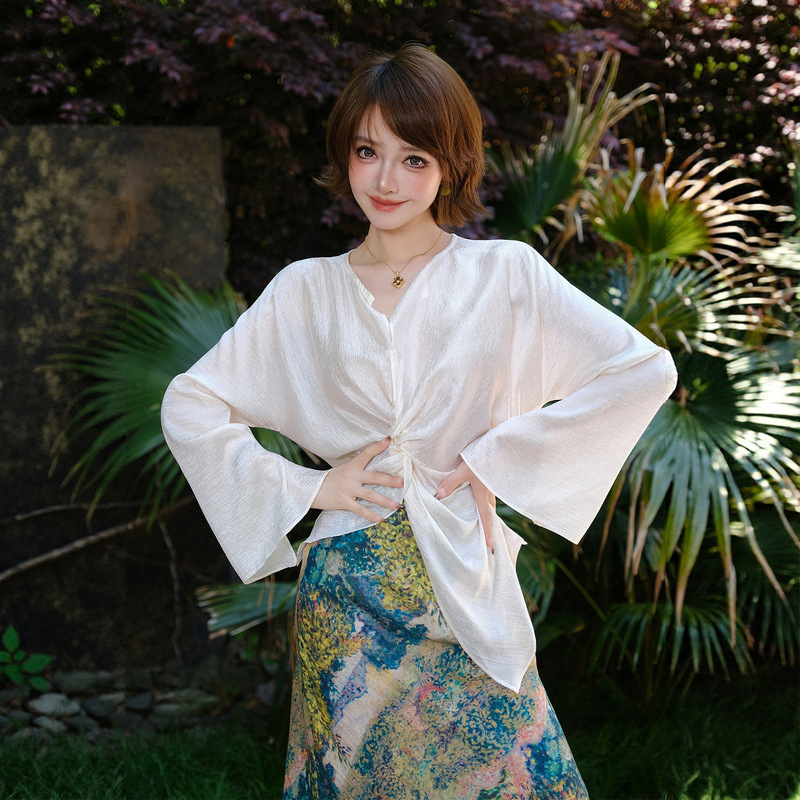 Miuco French-Style Acetate Pearlescent Twisted Bell-Sleeve White Elegant Top with a Stylish Slit Design for Women