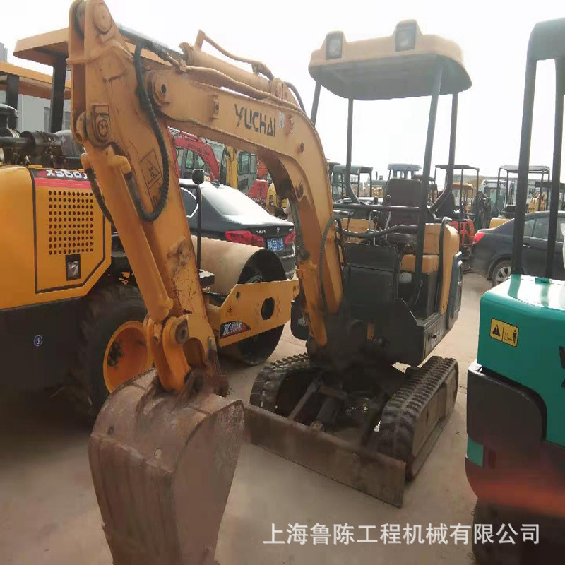 出售各种品牌二手小型挖掘机 二手挖土机 二手微型钩机 保修一年