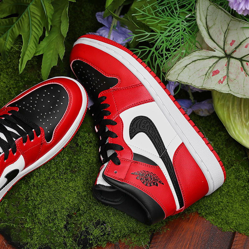 2026 New Pure Original Low-top AJ1 Series Men's Shoes Middle-top Black and Red Women's sneaker High-top Nai Guan Putian