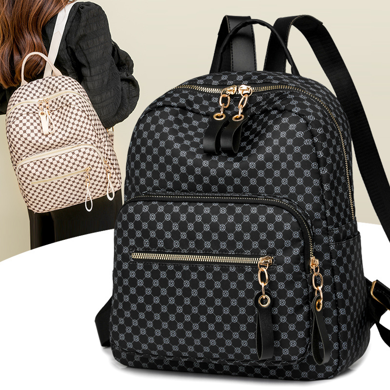 Venta al por mayor transfronteriza 2024 nueva mochila de cuero suave para mujer retro europea y americana