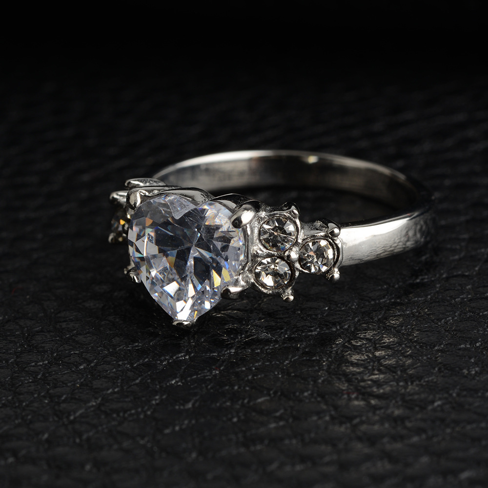 Foreign trade supply 316 steel standard 5A zircon female ring titanium steel ladies wedding engagement ring