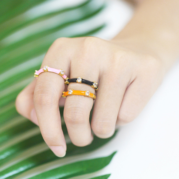 Retro geometric fashionable ring with zircon