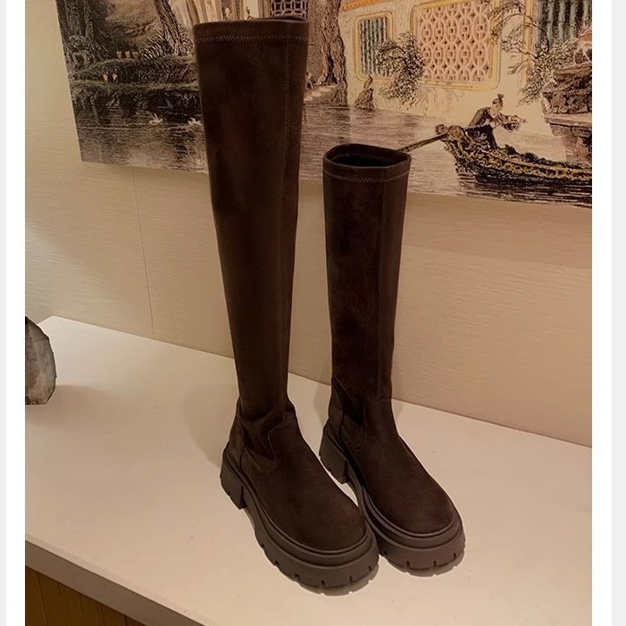 Nuevas botas de otoño e invierno con punta redonda, suela gruesa y efecto de aumento de altura, que hacen que las piernas se vean rectas y delgadas, botas largas elásticas de gamuza por encima de la rodilla para mujer. image 3