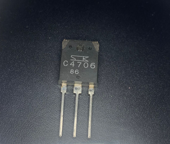 2SC4706 NPN 电源开关 900V 14A 130W 6MHZ三极管原装全新