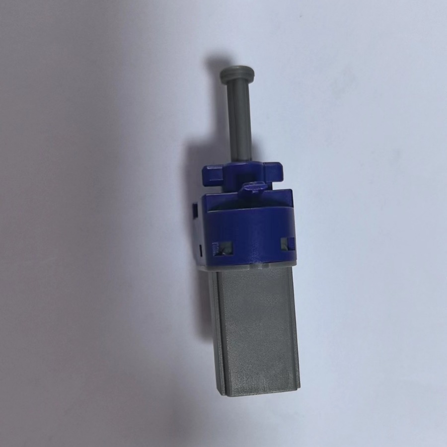 Suitable for Mazda Besturn Clutch Switch Bp4K6649Ya;1S7995 Bp4K6649Y
