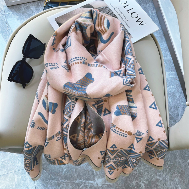 Women's Ethnic Style Triangle Elephant Imitation Cashmere Scarf display picture 2