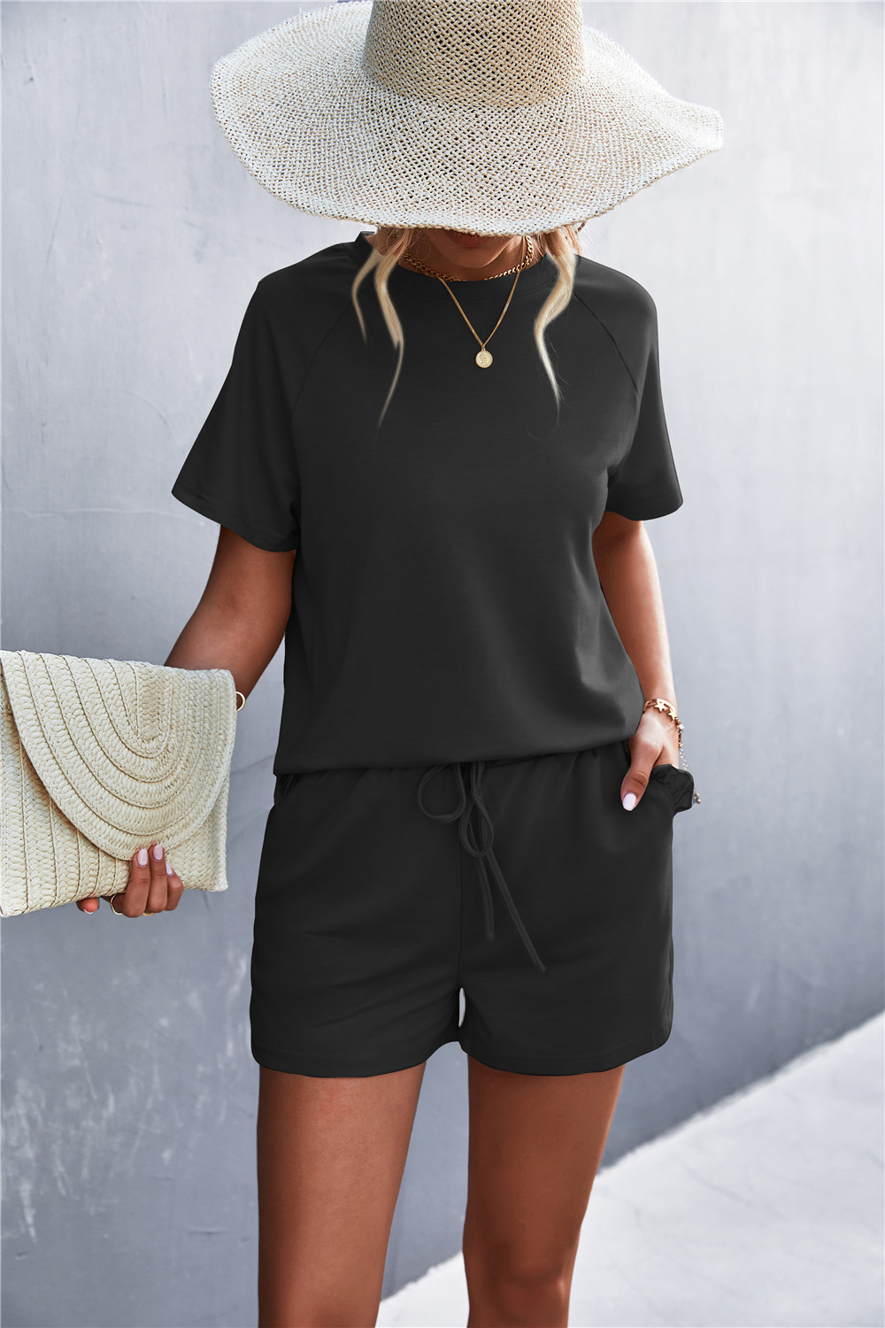 2023 Spring/Summer New Solid Round Neck Ruffled Short Sleeve Shorts Casual Set_voghion.com