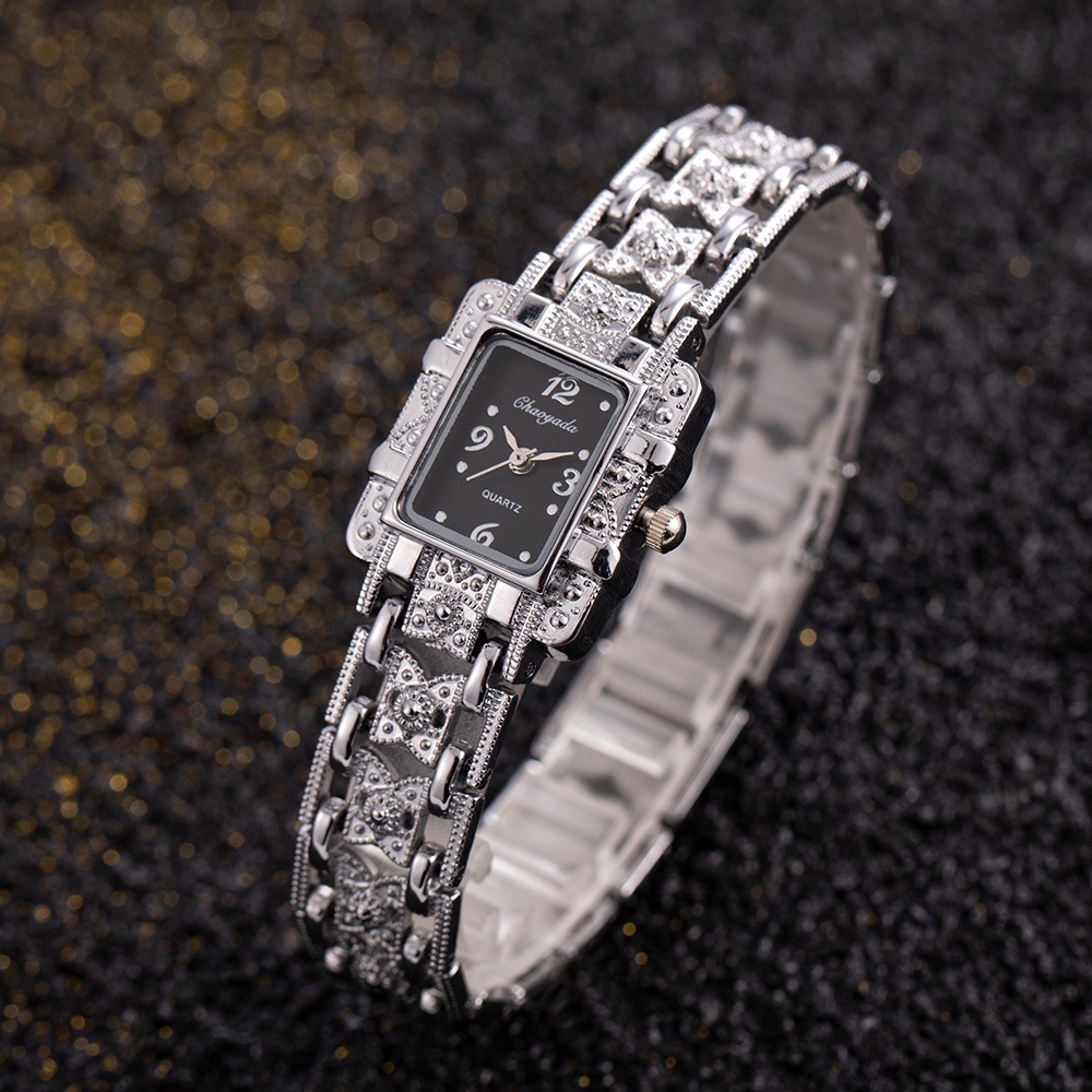 Reloj de moda coreana caliente pequeña mariposa cuadrada Aleación de diamantes reloj de cuarzo reloj de pulsera de mujer fábrica al por mayor