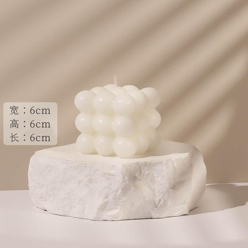 화이트 루빅스 큐브 캔들(잉글리시 페어 프리지아)