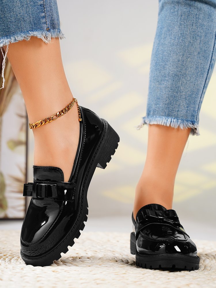 Neue Vintage-Loafer aus Lackleder mit glänzender Quaste und mittlerem Absatz in Übergröße, modische Freizeitschuhe_voghion.com