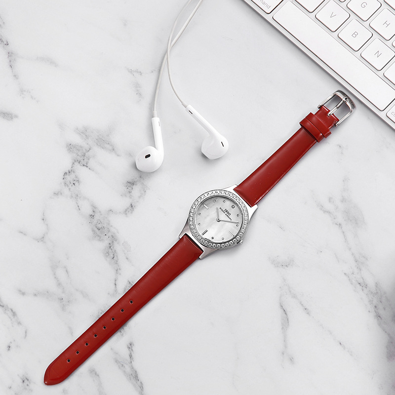 IBSO traje de reloj de acero refinado cinturón de moda simple traje de boutique de moda reloj de regalo impermeable Shell transfronterizo reloj