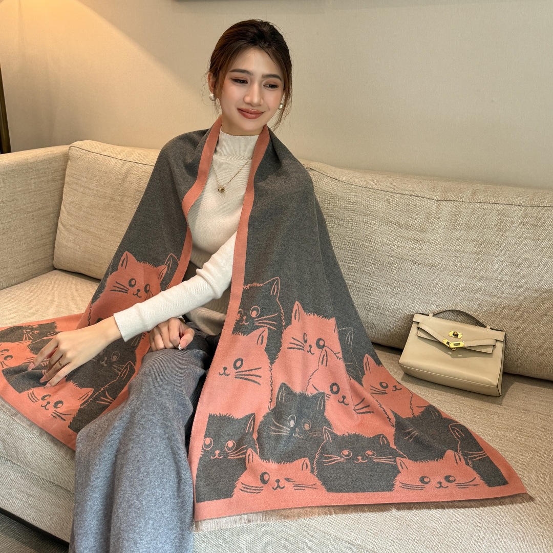 Scialle in cashmere di lusso per donna elegante sciarpa_voghion.com