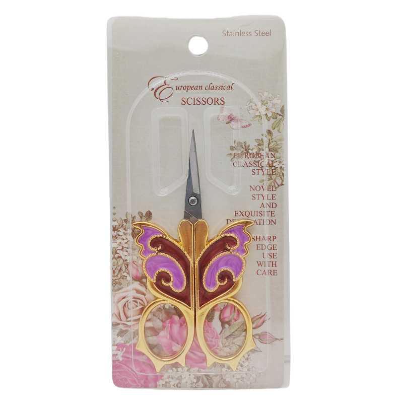 Spot venta al por mayor de mariposas pintadas exquisitas tijeras pequeñas para el hogar, punto de cruz, salón de té con estuche de cuero con flecos