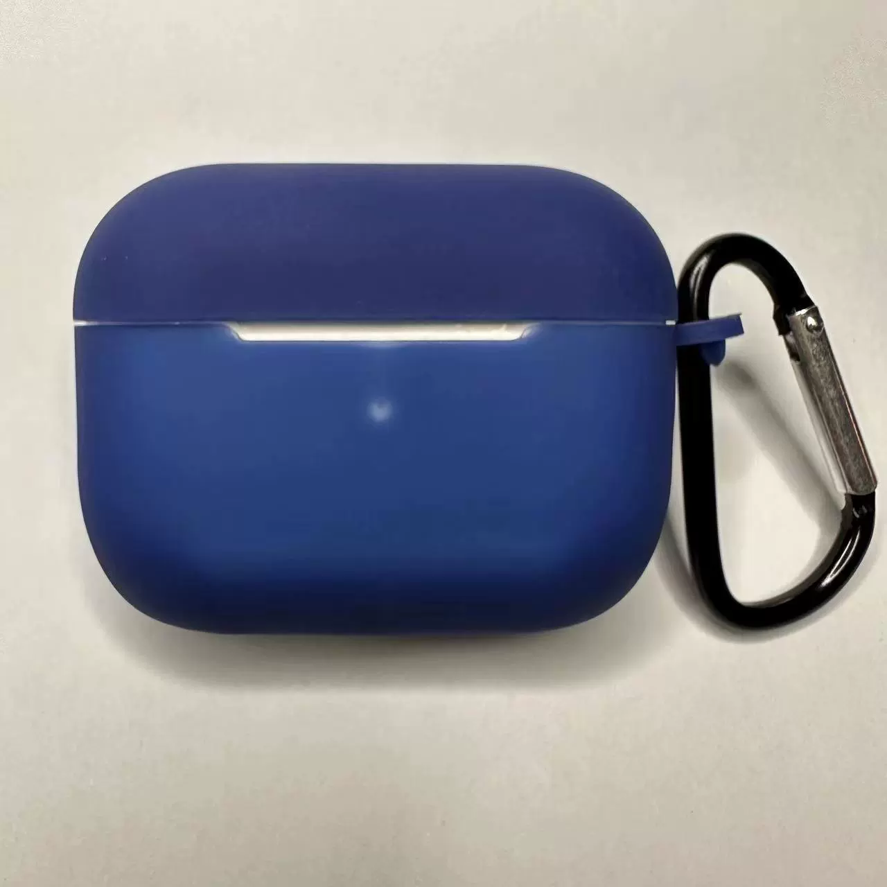 Силиконовый защитный чехол для Apple AirPods (1/2/3, Pro, Pro 2), цветной, с карабином/без карабина