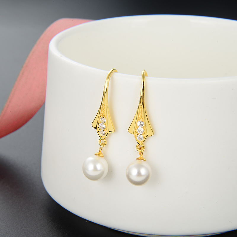Venta al por mayor estilo frío borla joyería oído gancho Corea del Sur s925 pendientes de perlas de plata pendientes simples de moda para mujer