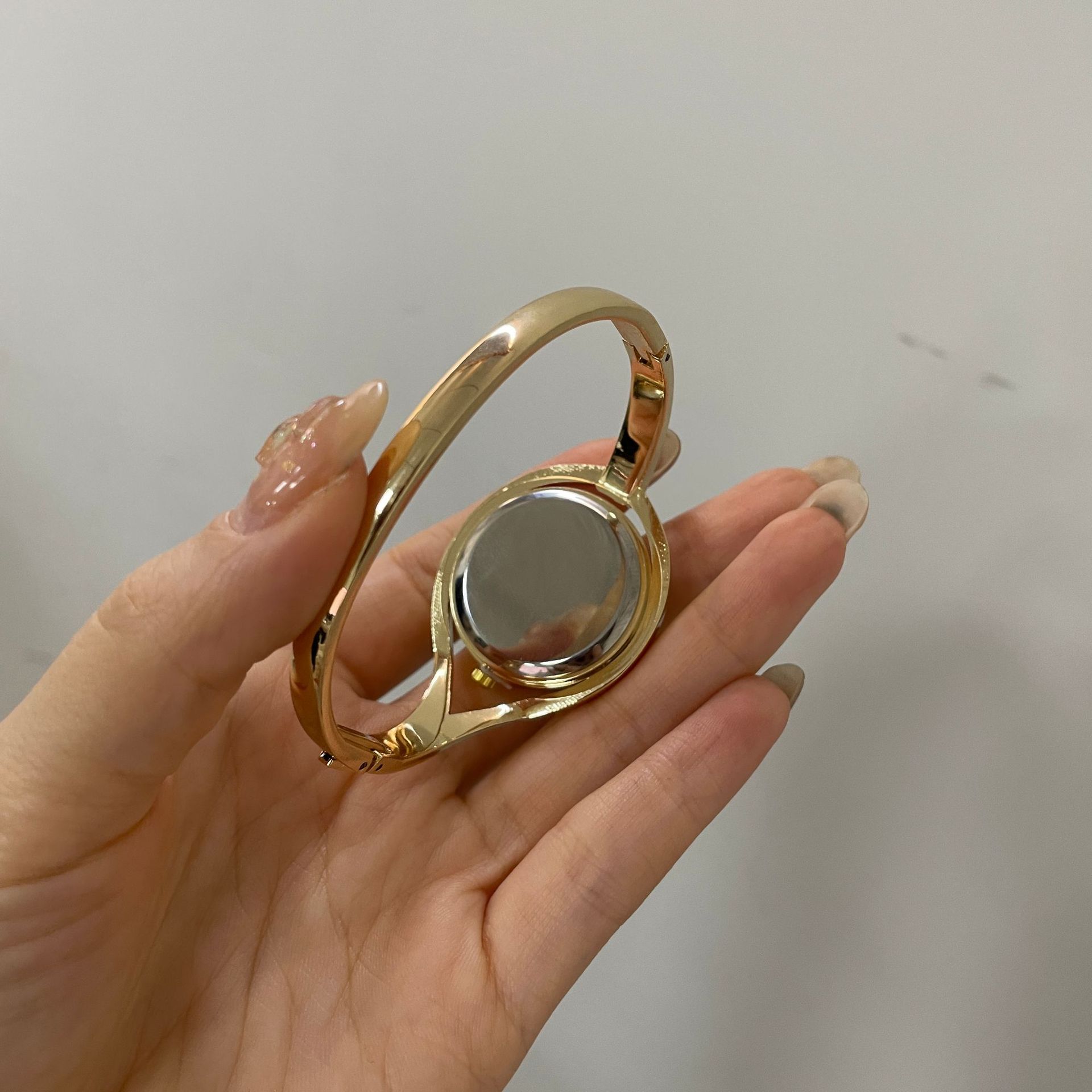 Minimalist Luxury Quartz Watch For Men With Waterproof Design_voghion.com