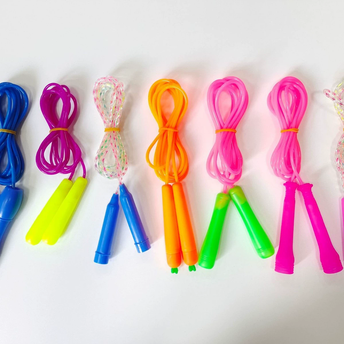 . Оптовая Цветная Пластиковая Скакалка детская Студенческая Спортивная Скакалка пластиковая ручка скакалка студенческие спортивные принадлежности