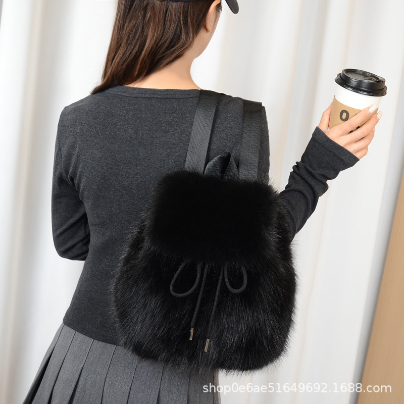 New Imitation Fox Fur Plush Backpack, Large Capacity, Women's Student Party Backpack, Leopard Print Casual Versatile Bag New Imitation Fox Fur Plush Backpack, Large Capacity, Women's Student Party Backpack, Leopard Print Casual Versatile Bag