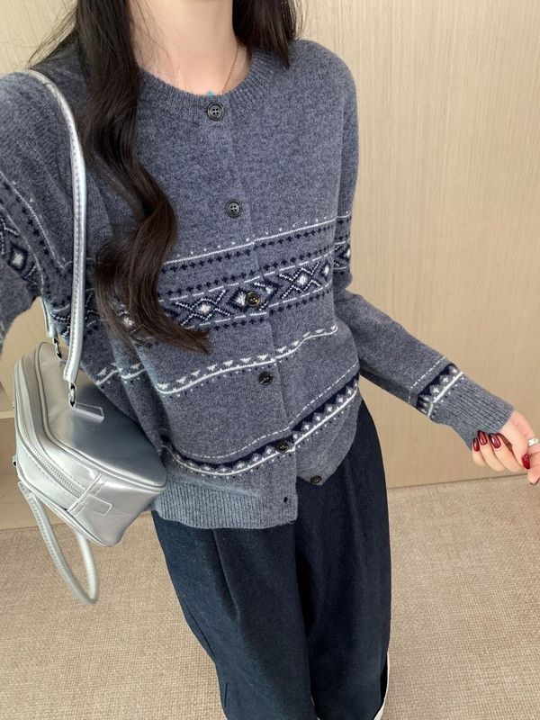 秋冬设计感费尔岛提花圆领开衫毛衣外套女略宽松复古撞色针织上衣|undefined