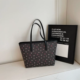 女士斜挎包;女士单肩包;女士手提包