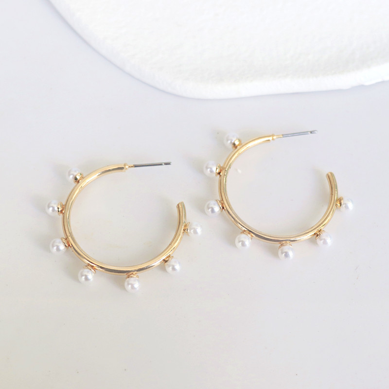 1 Pair Fashion C Shape Plating Alloy Artificial Pearls Hoop Earrings display picture 4