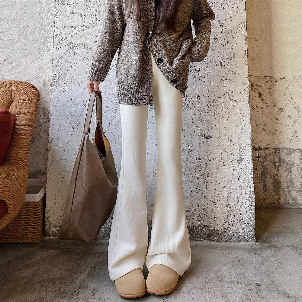 150 Petite Apricot Chenille Casual Flared Pants for Women, Autumn and Winter, Fleece-Lined, Thickened, Versatile, Height-Enhancing, Slimming, Slightly