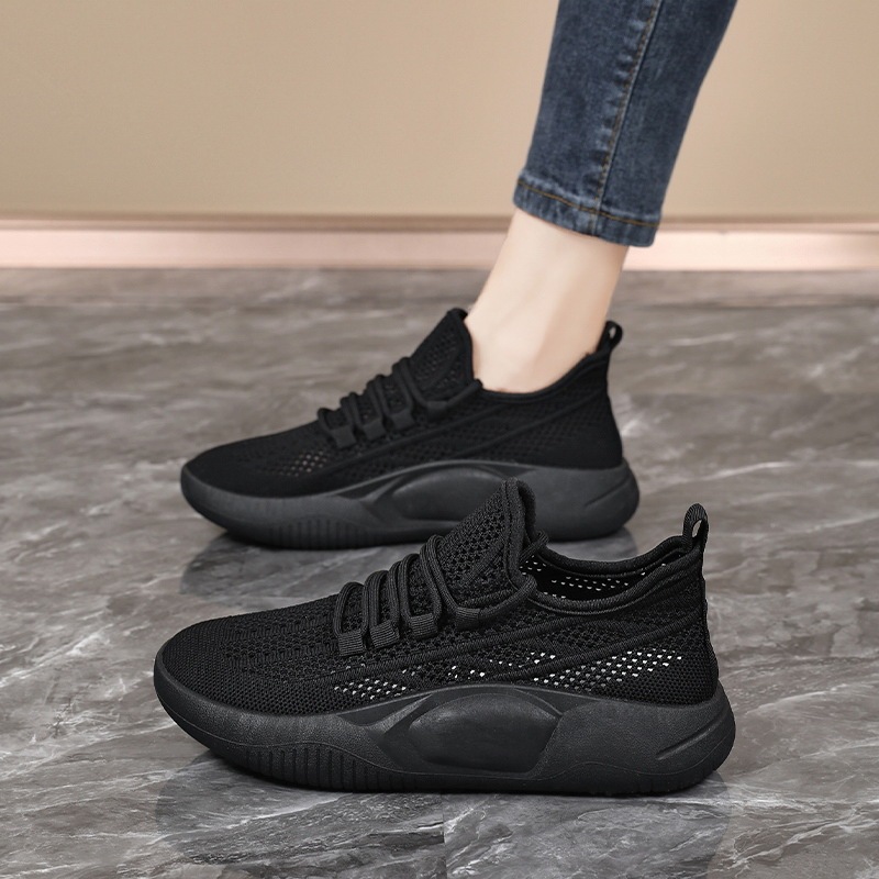 Breathable Women's Shoes 2026 New Spring Hollow Mesh Shoes Summer Sports Shoes Soft Sole Non-Tiring Work Shoes
