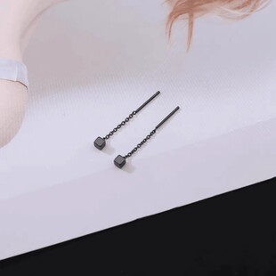 925�yᘺ�ɫ�׺η��K����2025�¿�����B�������Ը߼��ж��
