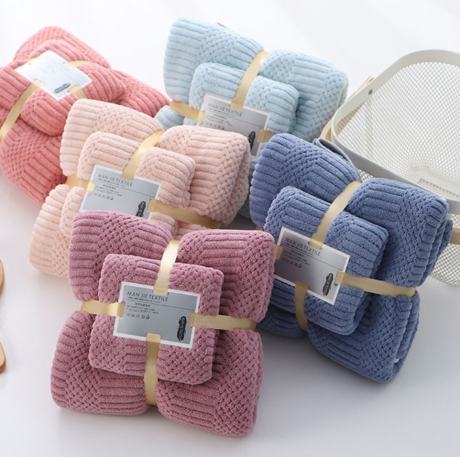 Juego de toallas de felpa de coral y toallas de baño en stock de fábrica, diseño auspicioso, absorbente, no suelta pelo, caja de regalo, superventas transfronterizo