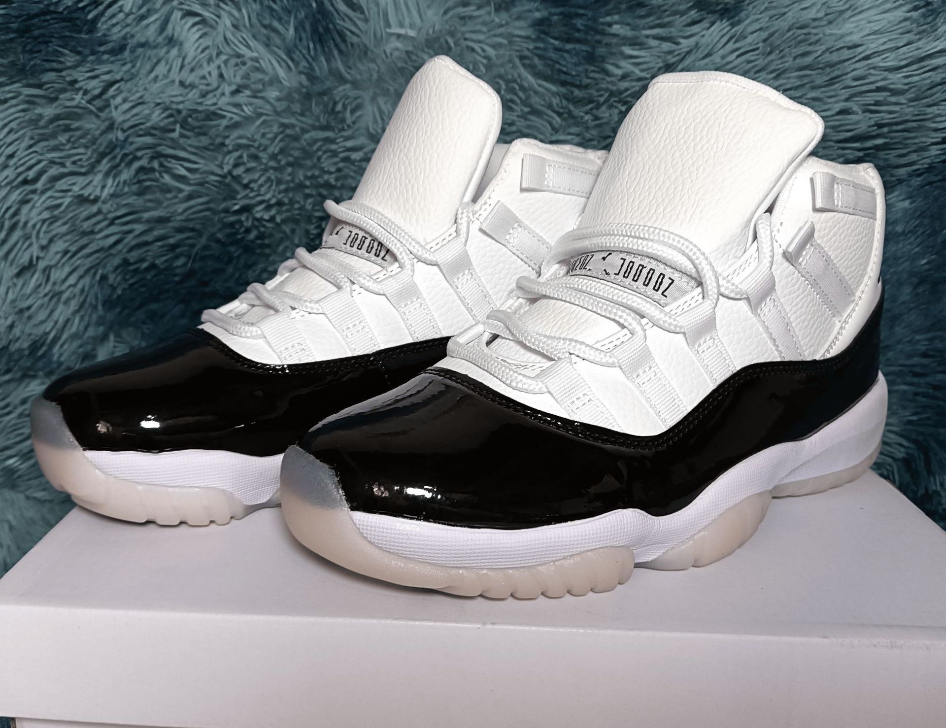 Jordan 11 Retro Gratitude CT8012-170