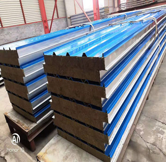 销售岩棉夹芯板  彩钢岩棉保温夹芯板 轻钢结构屋顶复合岩棉板