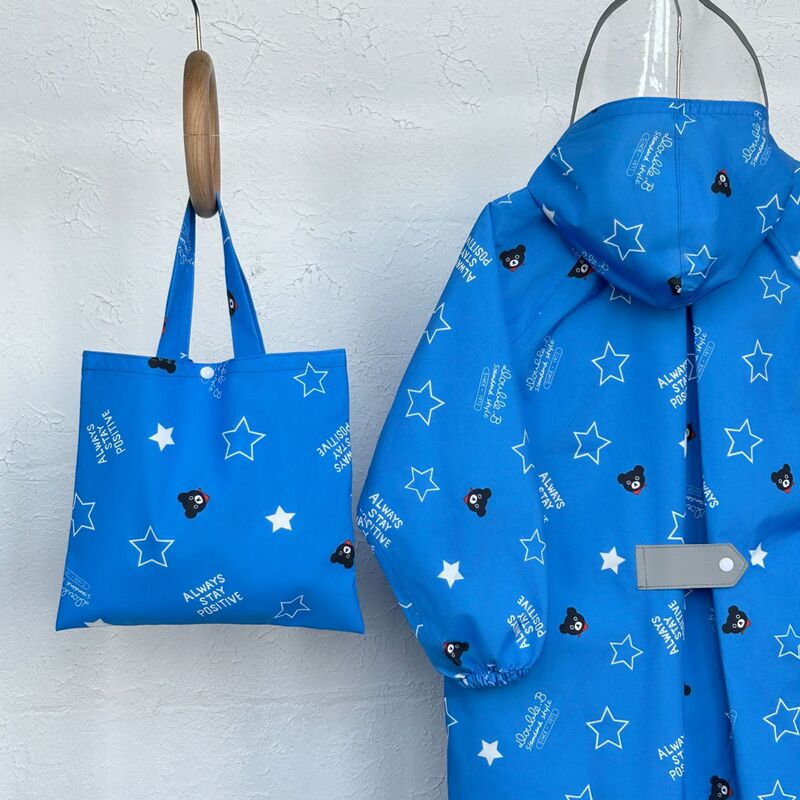 Japanese-Style Children's Raincoat for Boys and Girls, Kids, Students, Kindergarten, Baby, Waterproof, with Backpack Space, Lightweight, Quick-Drying Japanese-Style Children's Raincoat for Boys and Girls, Kids, Students, Kindergarten, Baby, Waterproof, with Backpack Space, Lightweight, Quick-Drying
