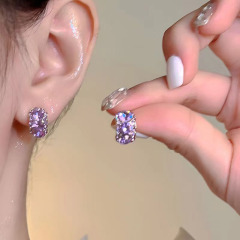 女性用の絶妙でコンパクトなダイヤモンドがちりばめられたイヤリング、甘い気質、カラフル、ファッショナブル、シンプル、多用途、毎日の通勤、高級イヤリング