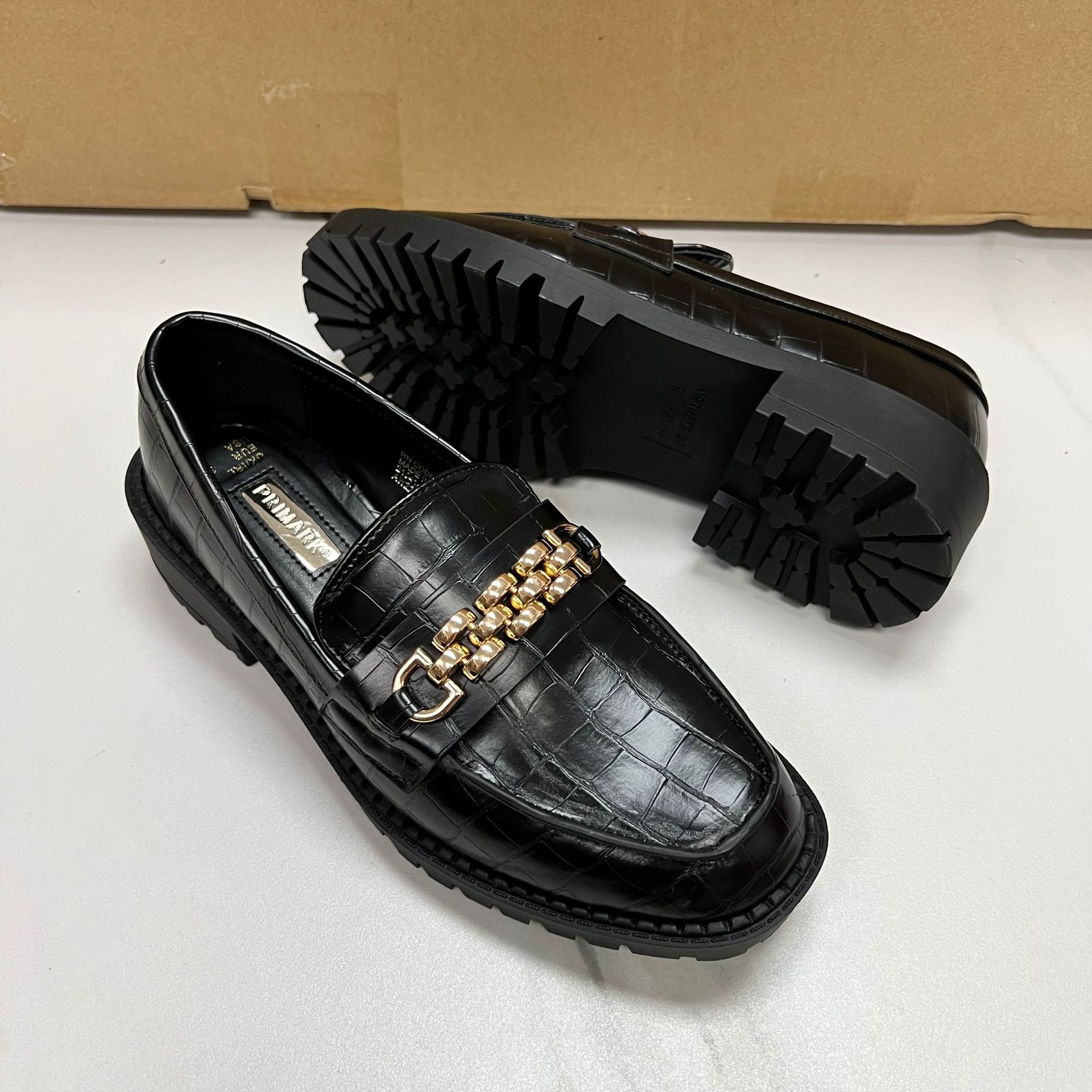 Pantofi de damă originali, mocasini versatili_voghion.com