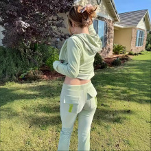 2024跨境外贸新款女士户外运动休闲健身韩国绒套装