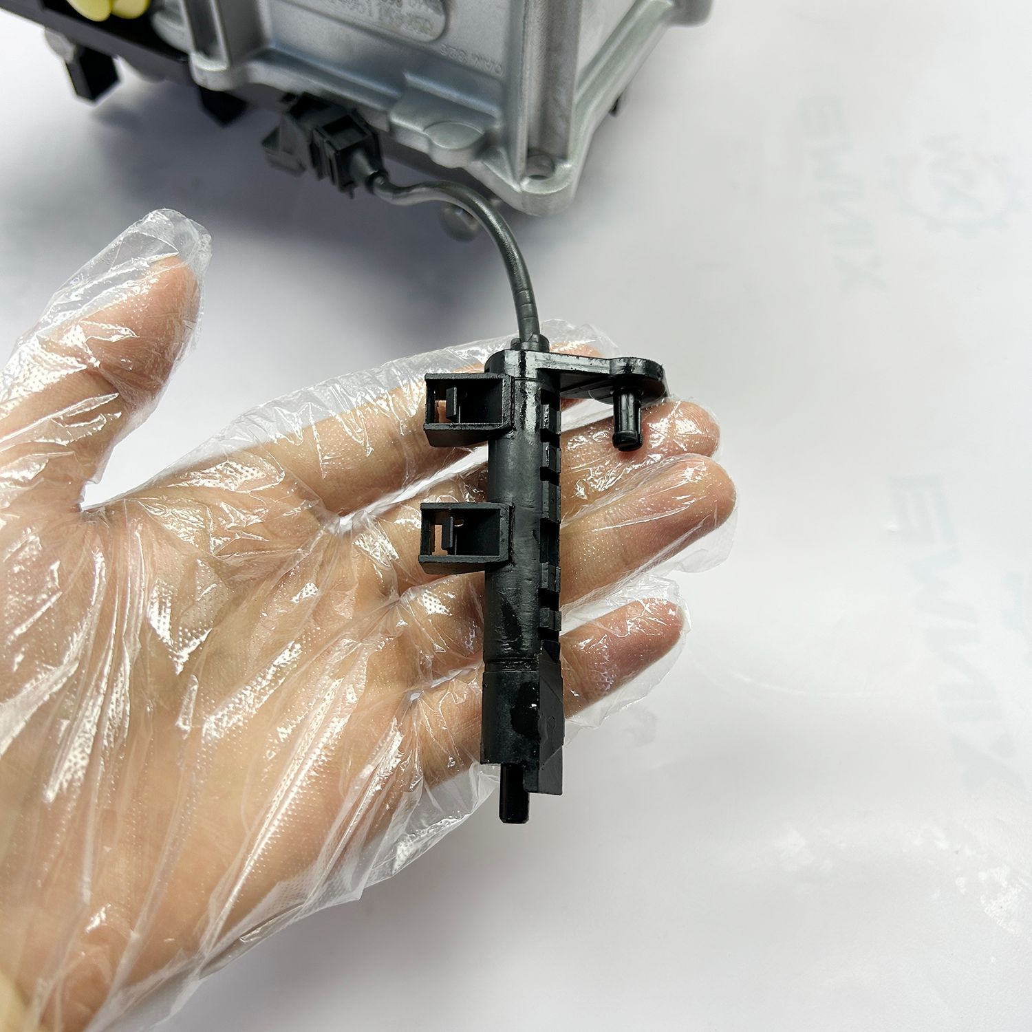 Suitable for Volkswagen, Audi, and Skoda 0B5927156E transmission control module valve body