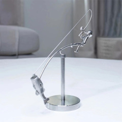 Die balancierende Skulptur des Fischers 渔夫的平衡雕塑摆件