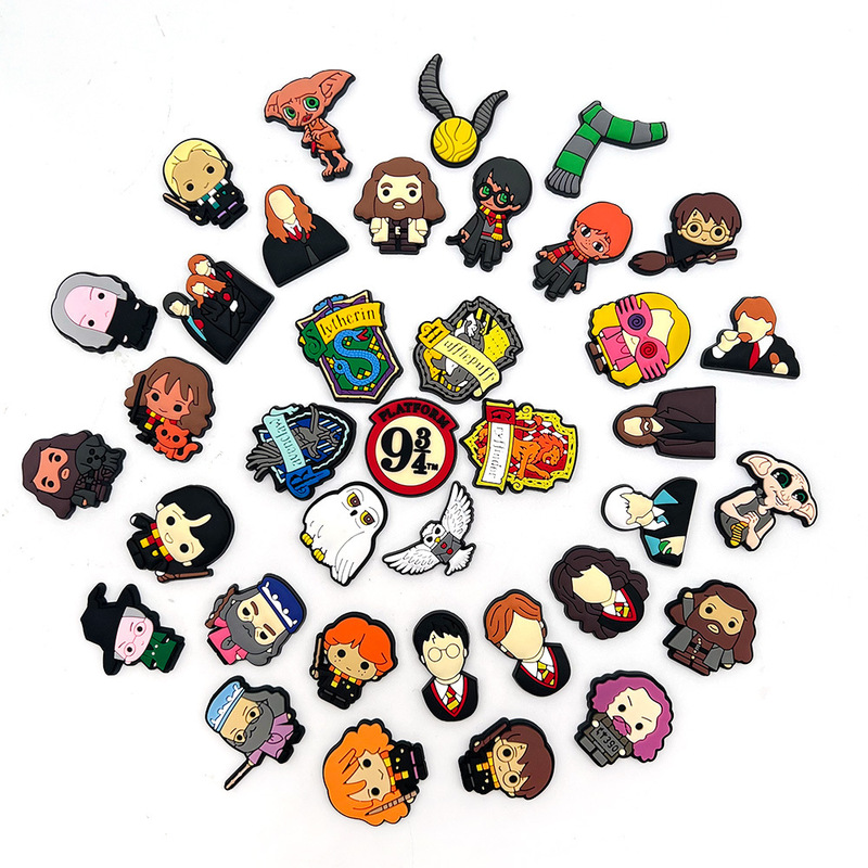 人気のトレンディなブランド漫画アニメーション Zhibixing 下駄花 DIY ソフトゴム下駄アクセサリー取り外し可能な 100 セット|undefined