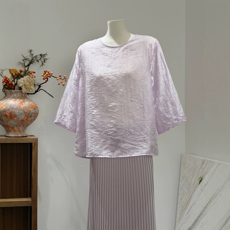 New Chinese-style sheer loose-fitting national-style shirt, 2026 summer collection, elegant and sophisticated, mid-sleeve, noble lace top, thin inner layer New Chinese-style sheer loose-fitting national-style shirt, 2026 summer collection, elegant and sophisticated, mid-sleeve, noble lace top, thin inner layer
