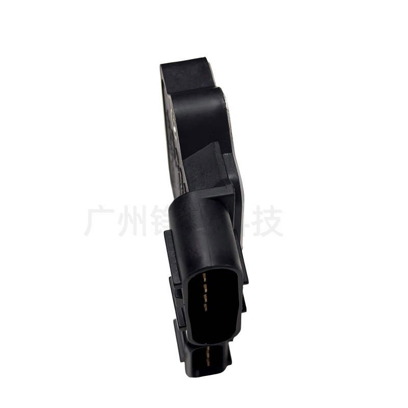 MD326147MD338252 MD338997 is suitable for Mitsubishi Pajero Dodge J723T ignition module