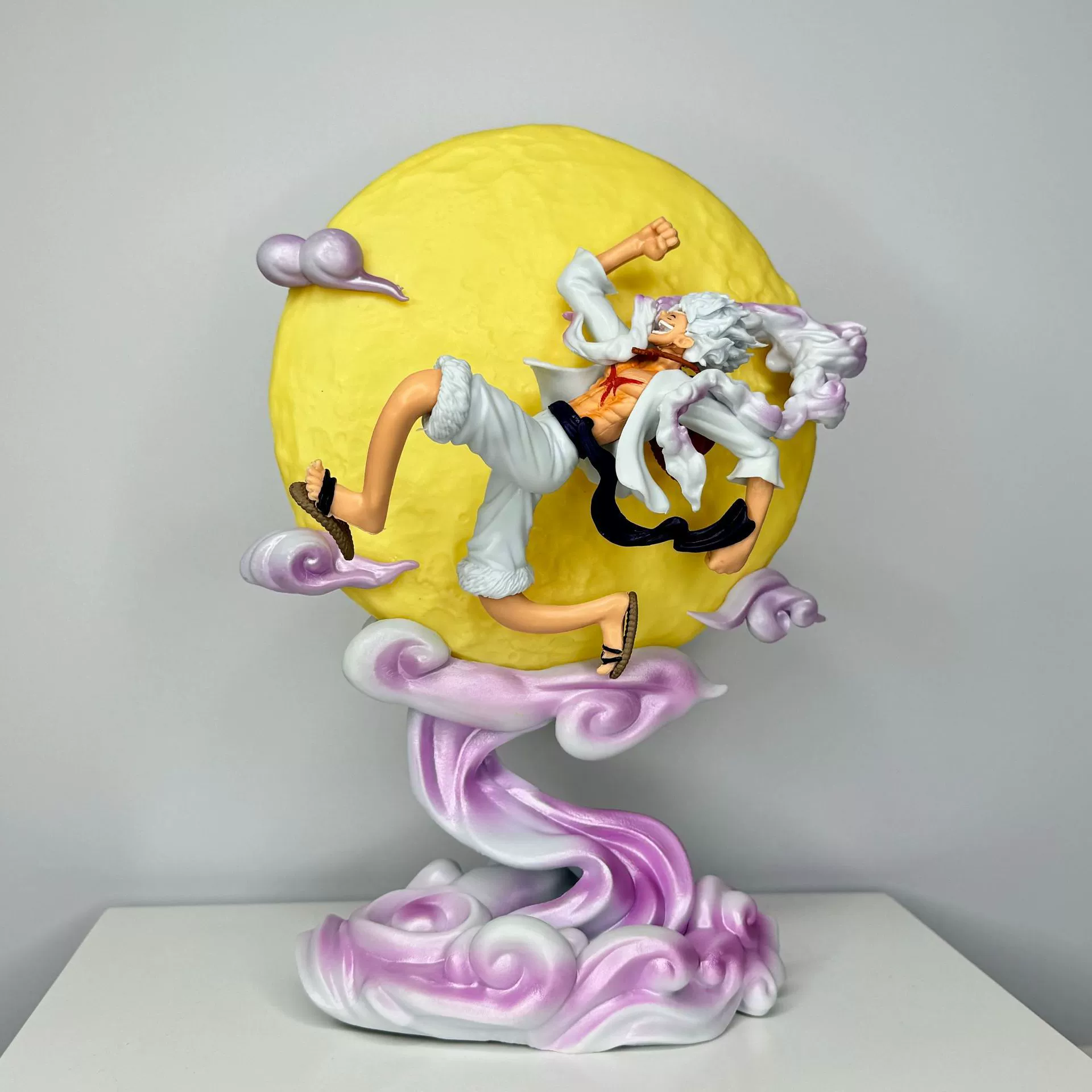 One Piece ручной работы трубач для луны