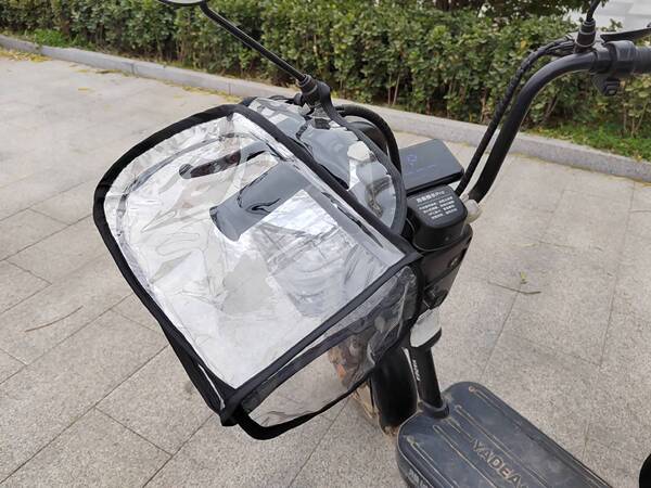 Electric Vehicle Windshield Gloves, Winter Hand Guards, Thickeneded Cold Protection and Warmth, Motorcycle Cycling Plus Cotton Battery Handlebar Covers