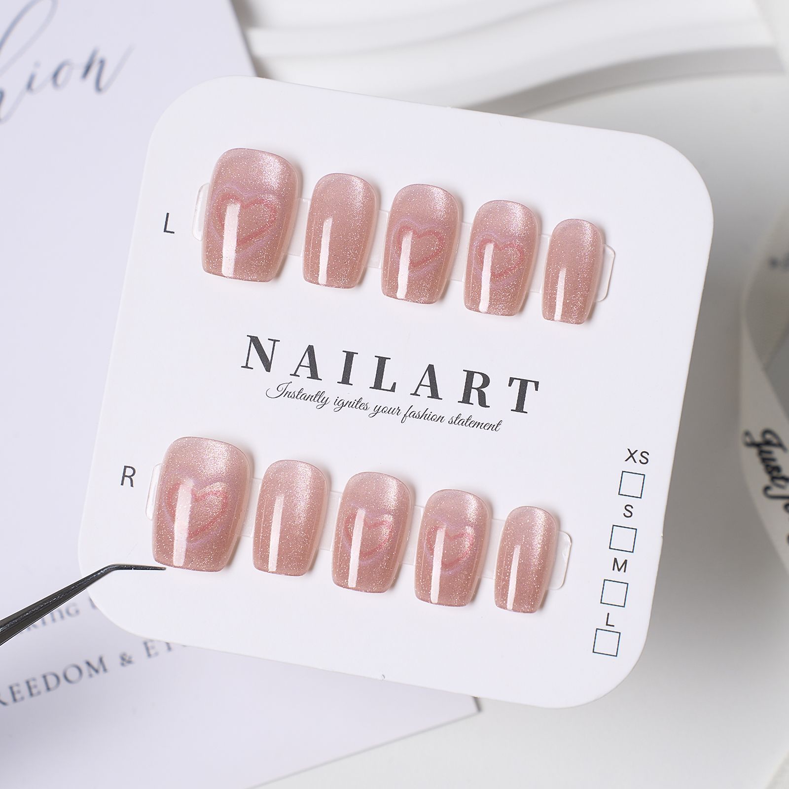 10 piezas decodificadas en línea estilo rojo temperamento alto poco fragante estilo francés in se siente la atmósfera blanca de las uñas hechas a mano