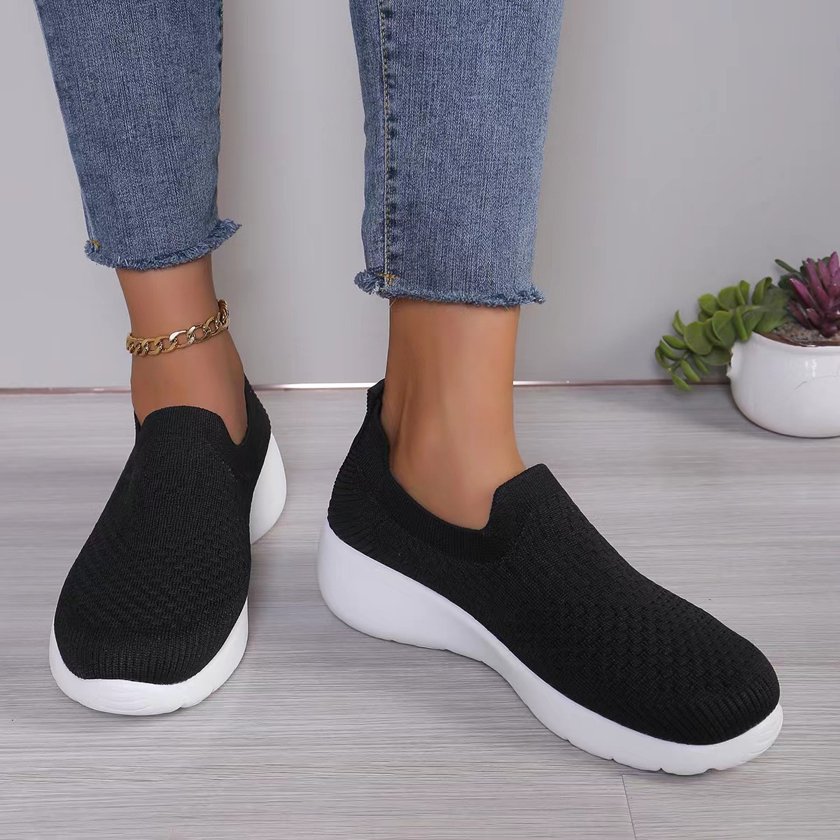 Unisex Sports Solid Color Round Toe Flats display picture 10
