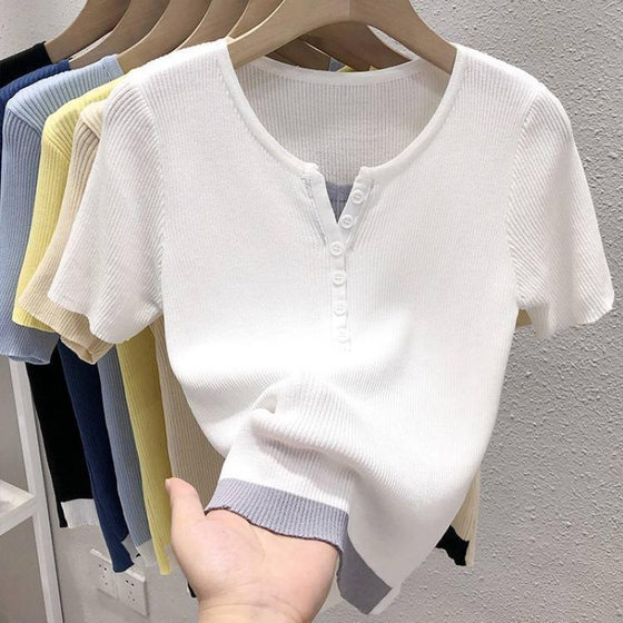 V-neck short-sleeved T-shirt women's summer thin ice silk sweater 2025 new fake two-piece white jacket short