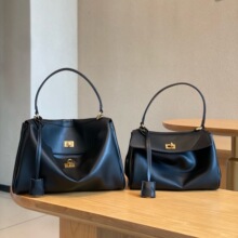 ins�L�W�t�¿���|���s����ͨ�����ذ��������r��Ů���P���K���