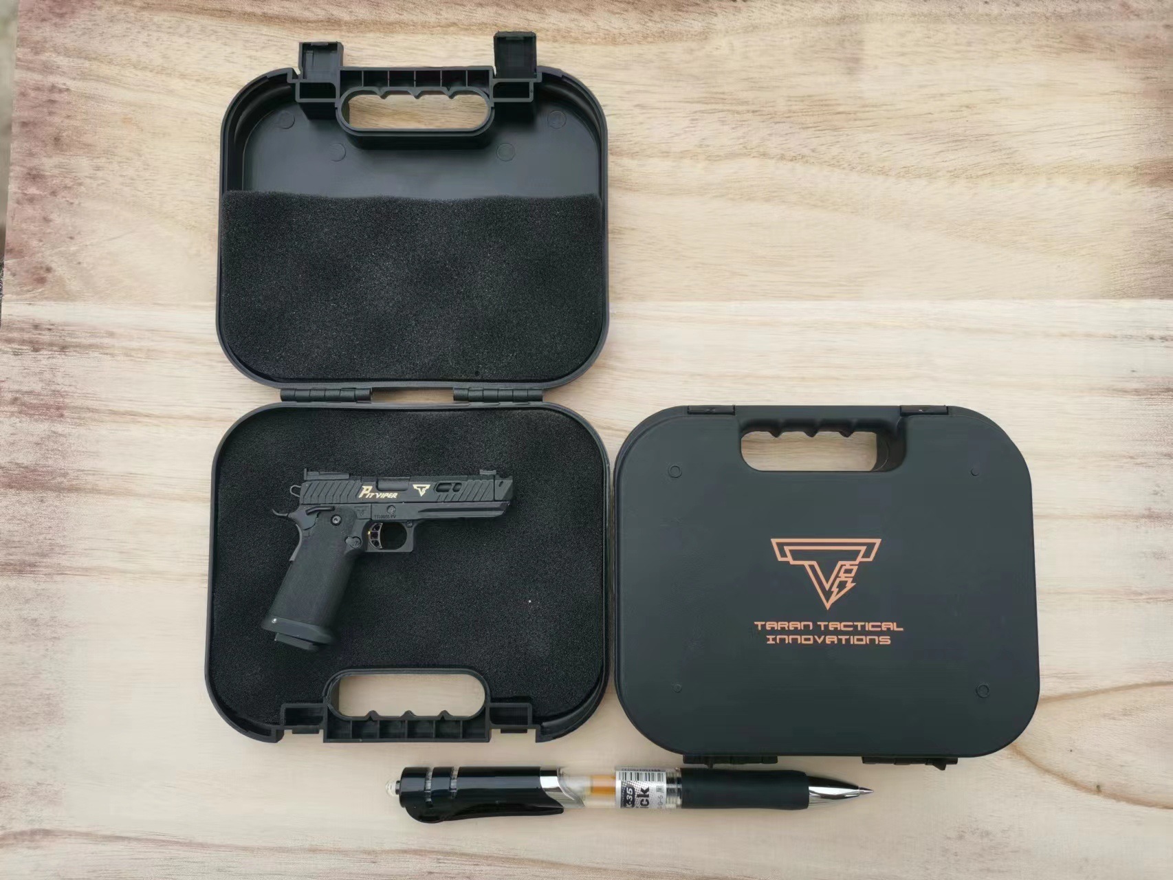 Extremely Fast Chasing Anaconda 3.jpg