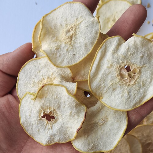 Hebei Da Yali Pear Snow Pear Dried Loose Pear Slices Dried Fruit Snacks Tea Brew Soup Snow Pear Slices New Arrival Wholesale